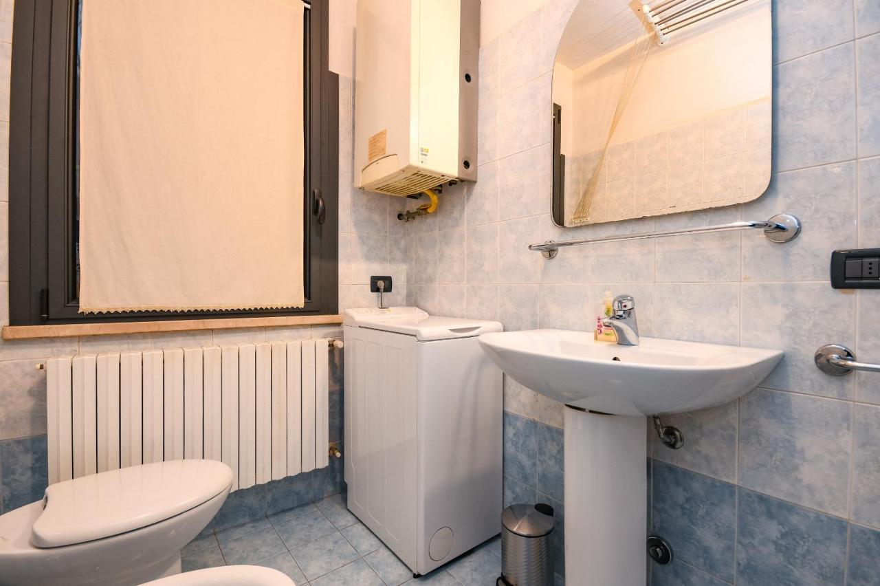 Desenzanoloft Yellow Apartment Desenzano del Garda Zewnętrze zdjęcie