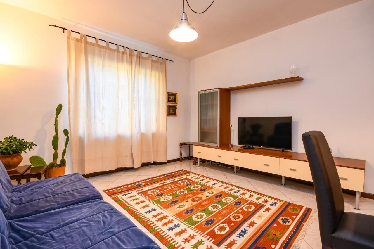 Desenzanoloft Yellow Apartment Desenzano del Garda Zewnętrze zdjęcie